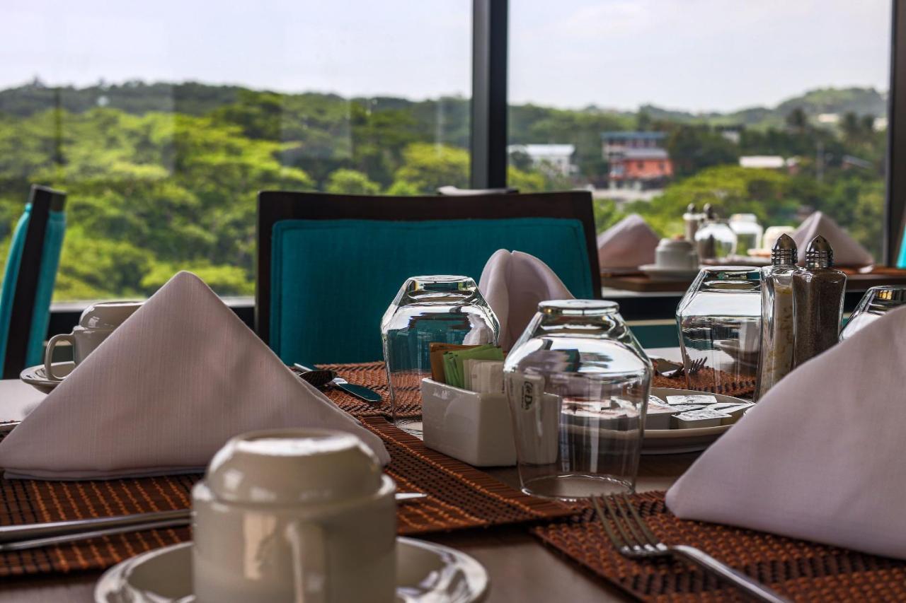 Comfort Inn & Suites Tobago Signal Hill Zewnętrze zdjęcie