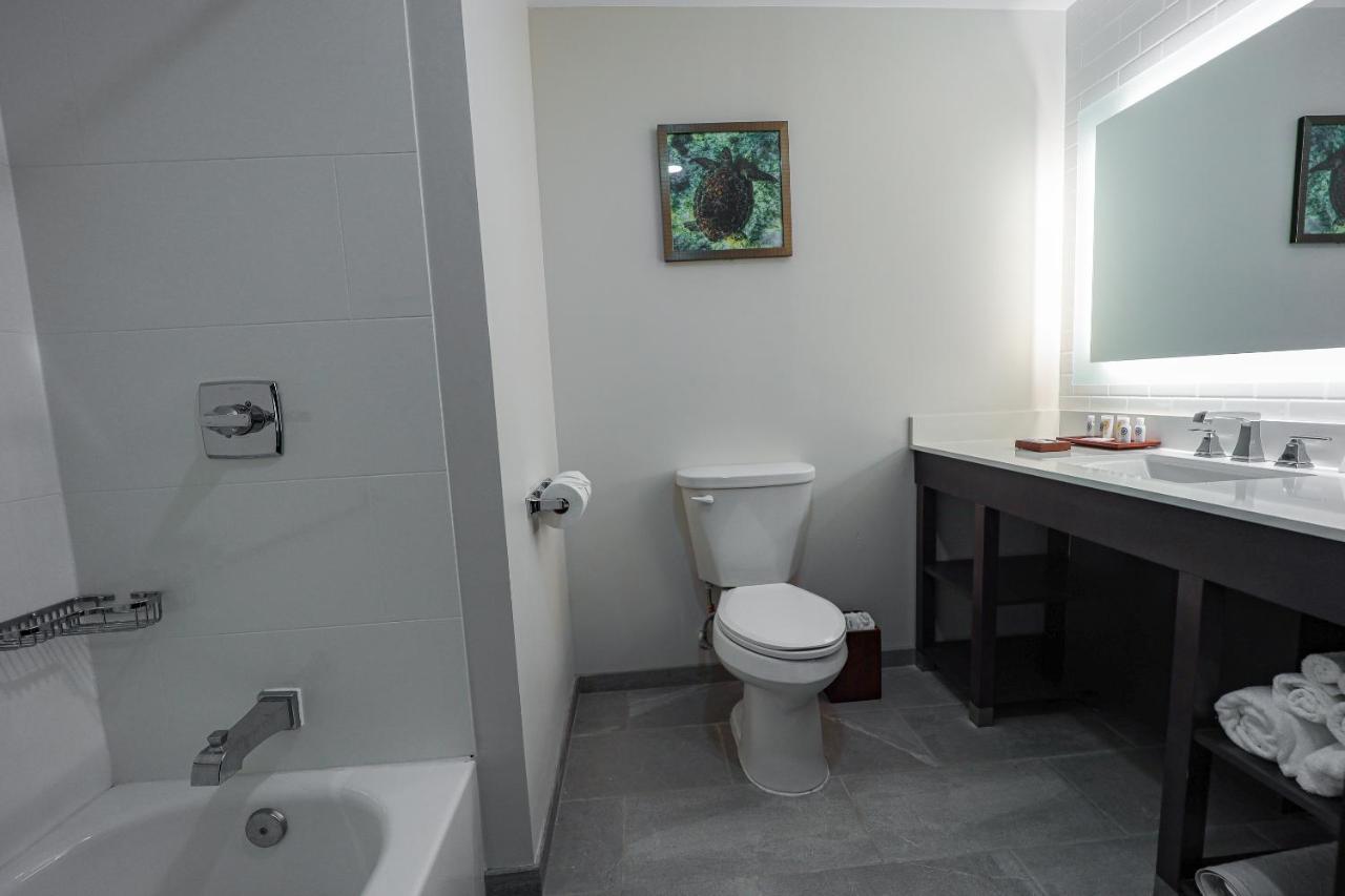 Comfort Inn & Suites Tobago Signal Hill Zewnętrze zdjęcie