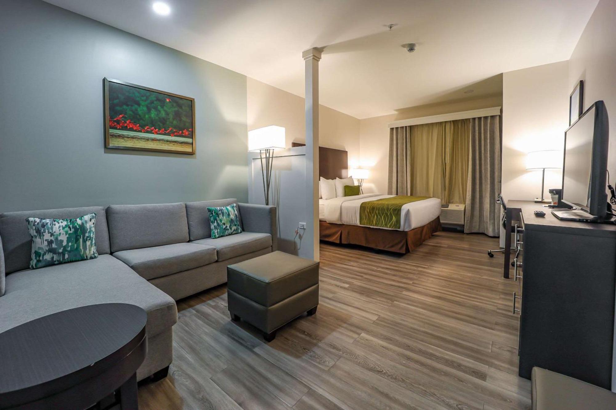 Comfort Inn & Suites Tobago Signal Hill Zewnętrze zdjęcie