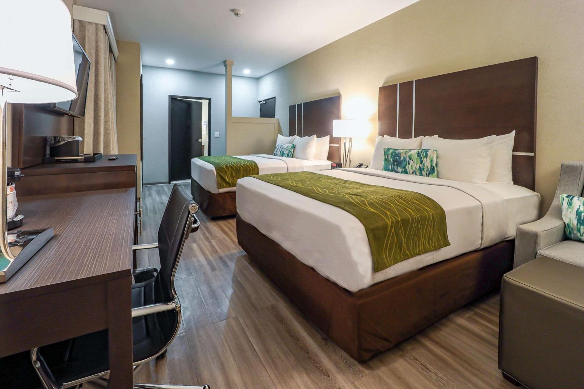 Comfort Inn & Suites Tobago Signal Hill Zewnętrze zdjęcie