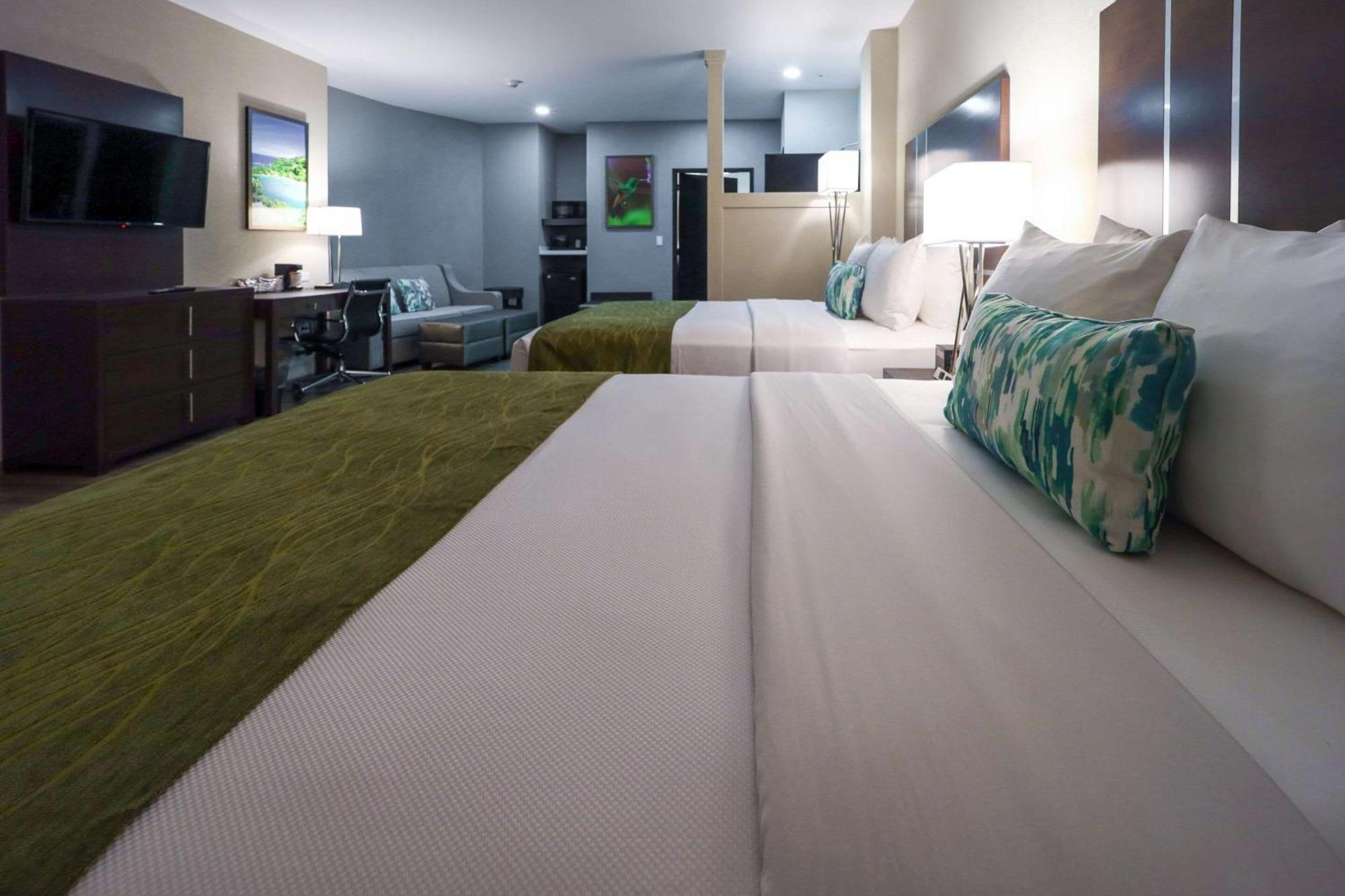 Comfort Inn & Suites Tobago Signal Hill Zewnętrze zdjęcie